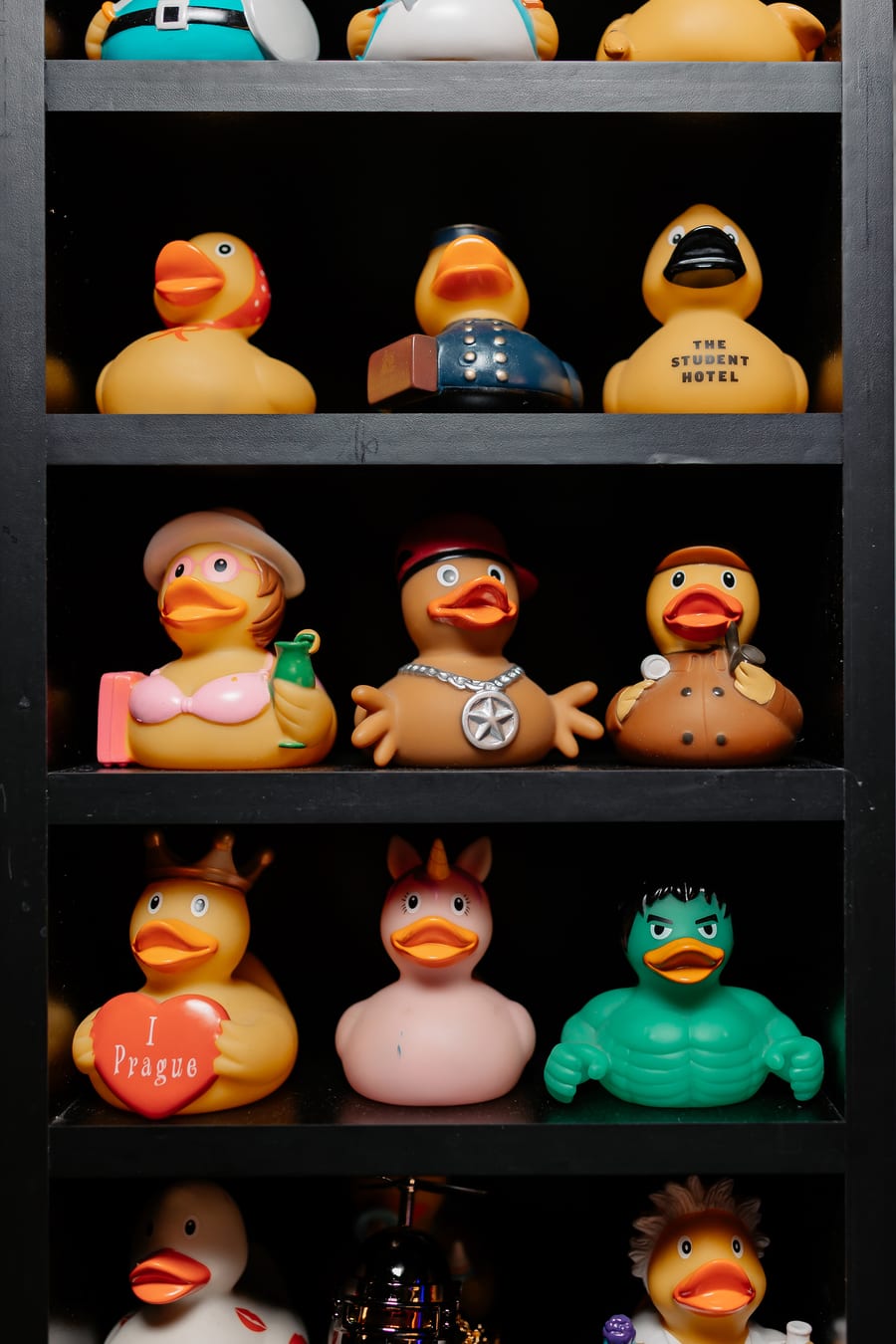 Фигурки уток из коллекции FunDuck